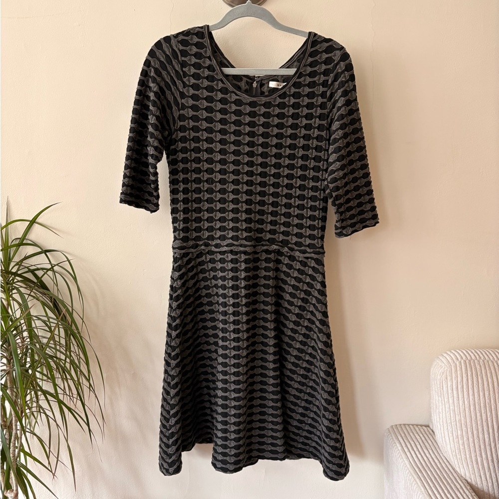 Max Studio Black & Gray Patterned Fit-and-Flare Dress Size Medium